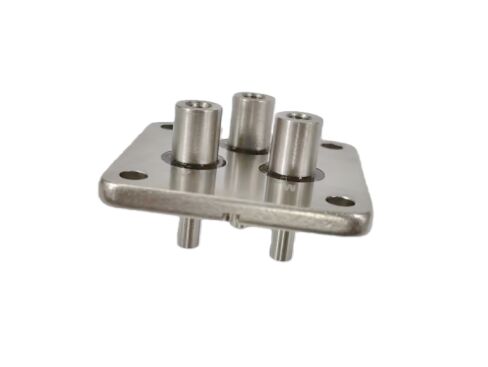 Электрическая соединение соединение терминальной платы, обеспечивающей номинальный ток 30A разработан для решения управления электрической нагрузкой